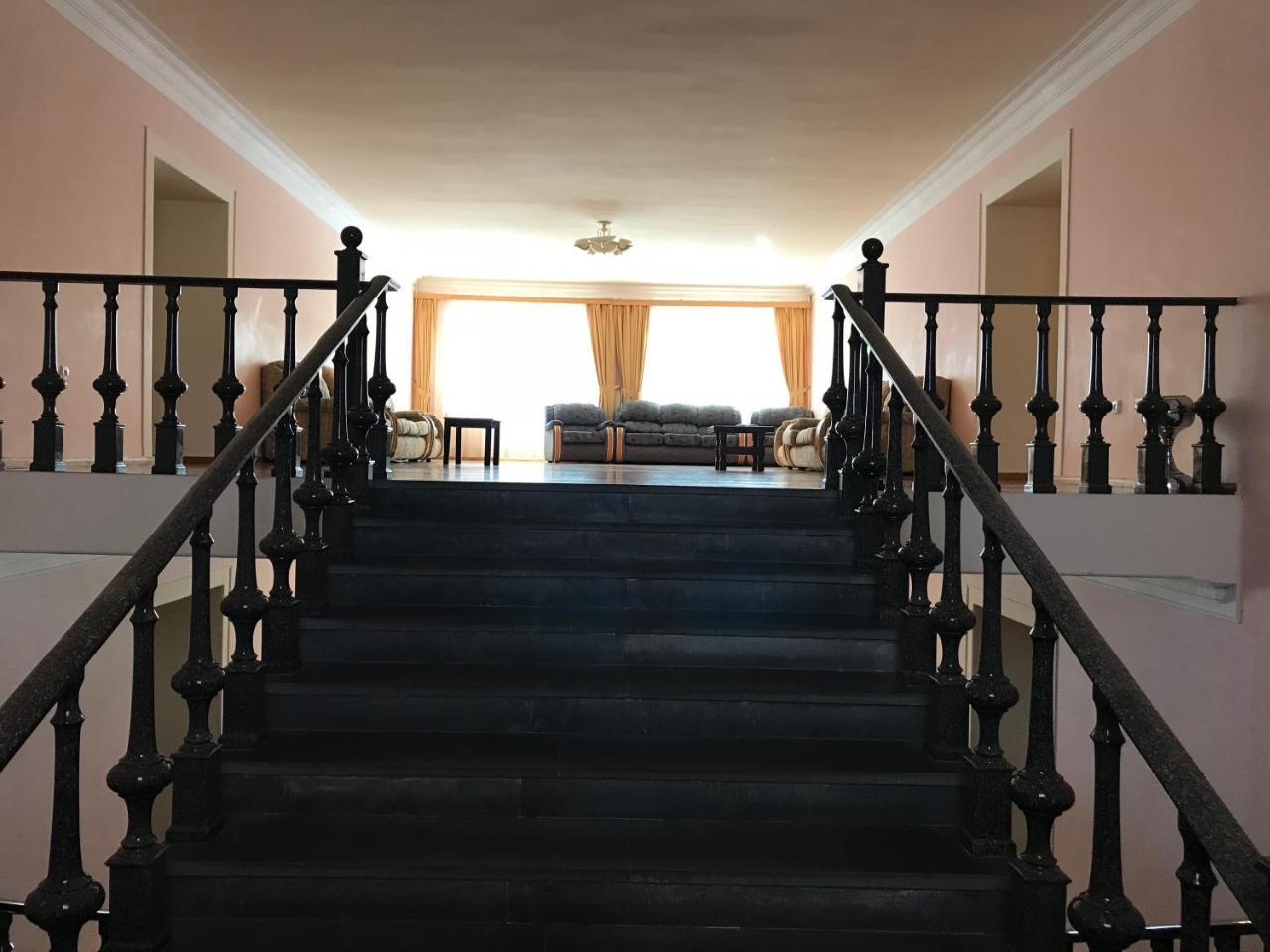 צ'אקאדזור Hotel Aliq מראה חיצוני תמונה