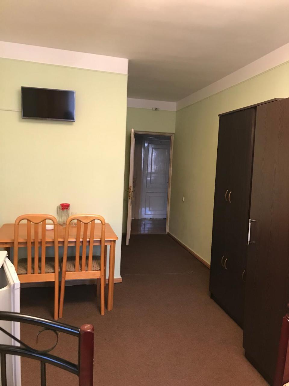 צ'אקאדזור Hotel Aliq מראה חיצוני תמונה