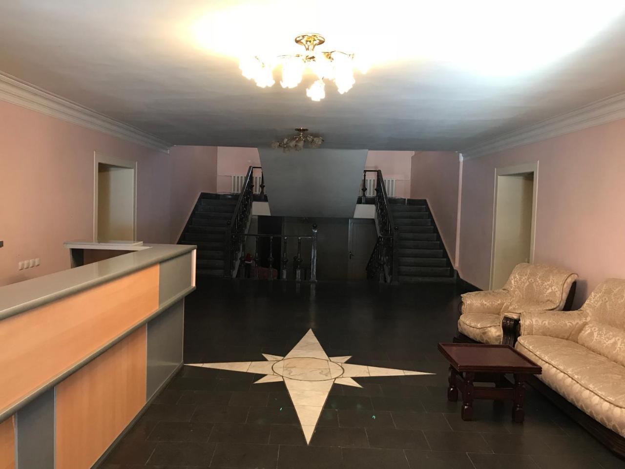 צ'אקאדזור Hotel Aliq מראה חיצוני תמונה